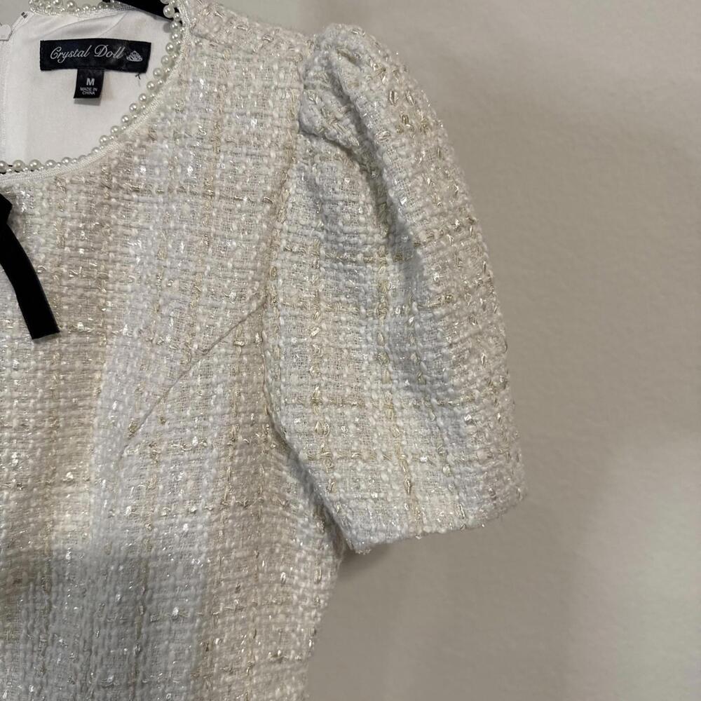 Crystal Doll Cream Boucle Sheath Dress with Gold Inlay and Pearl Collar - MED - Picture 6 of 11